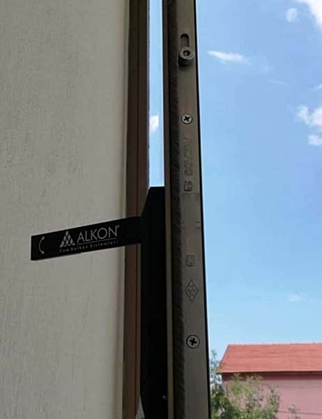 Anahtarlı Opsiyonel Çocuk Emniyet Kilidi