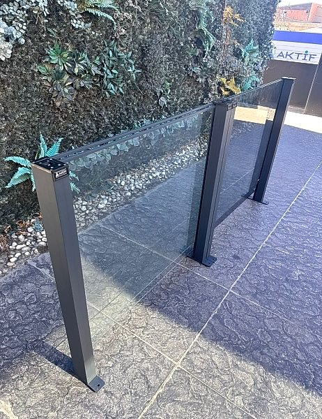 Rüzgar ve toz izolasyonu sağlar